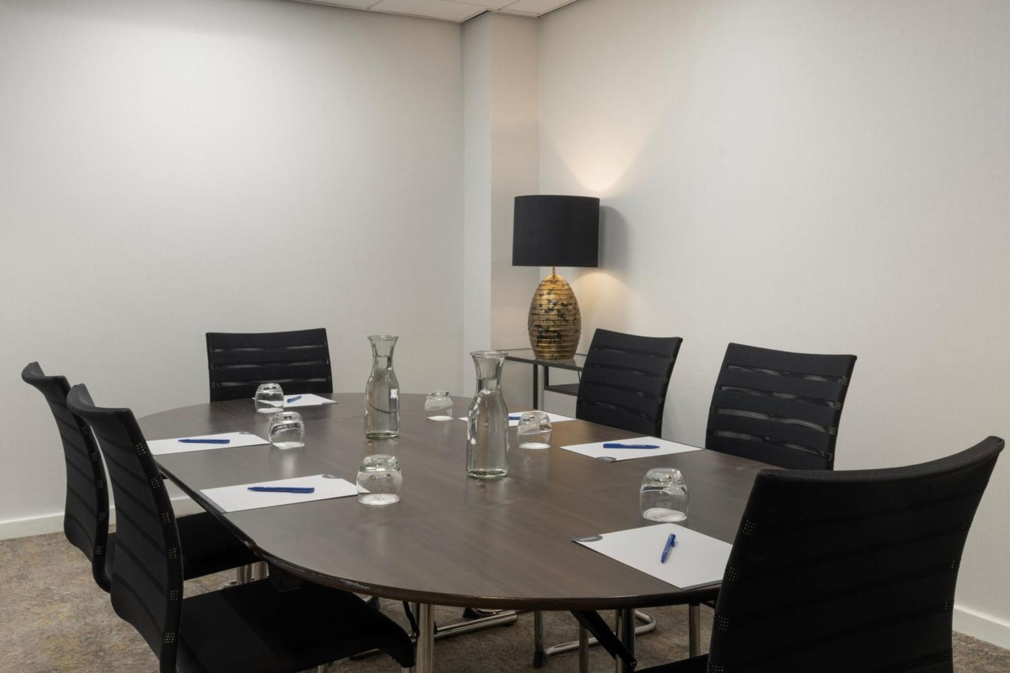 Delta Hotels By Marriott Tudor Park Country Club Maidstone Exteriör bild