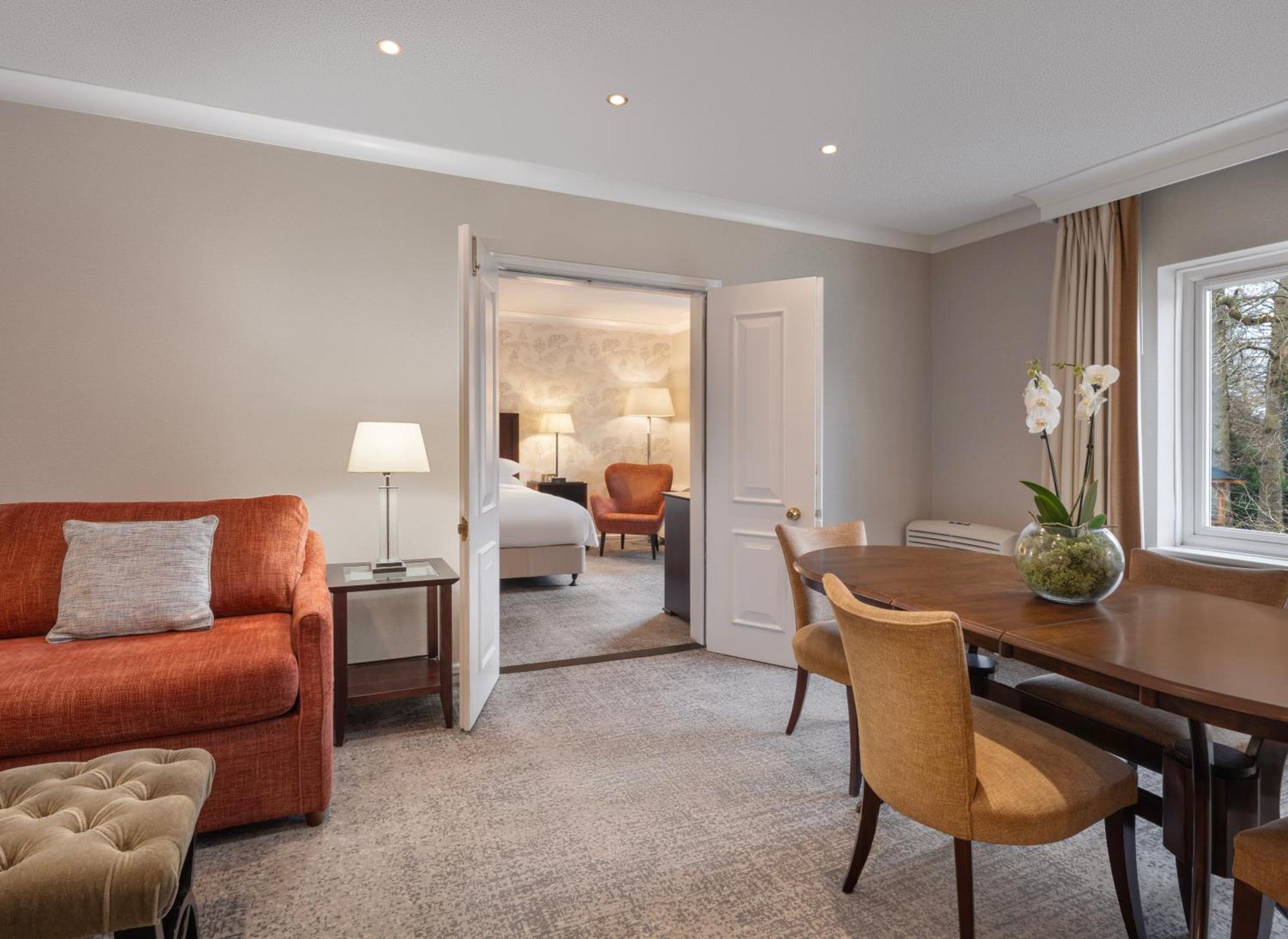 Delta Hotels By Marriott Tudor Park Country Club Maidstone Exteriör bild