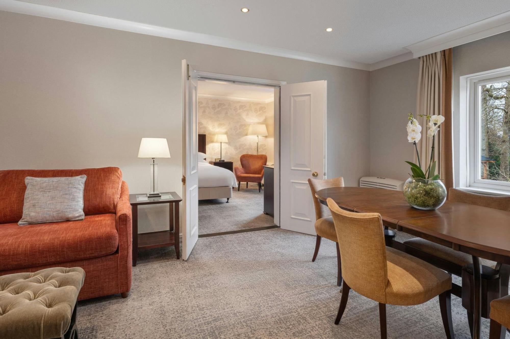 Delta Hotels By Marriott Tudor Park Country Club Maidstone Exteriör bild